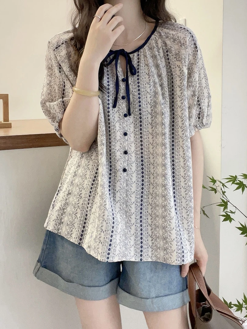 大码法式高级感气质复古泡泡袖碎花衬衫微胖mm宽松显瘦短袖上衣