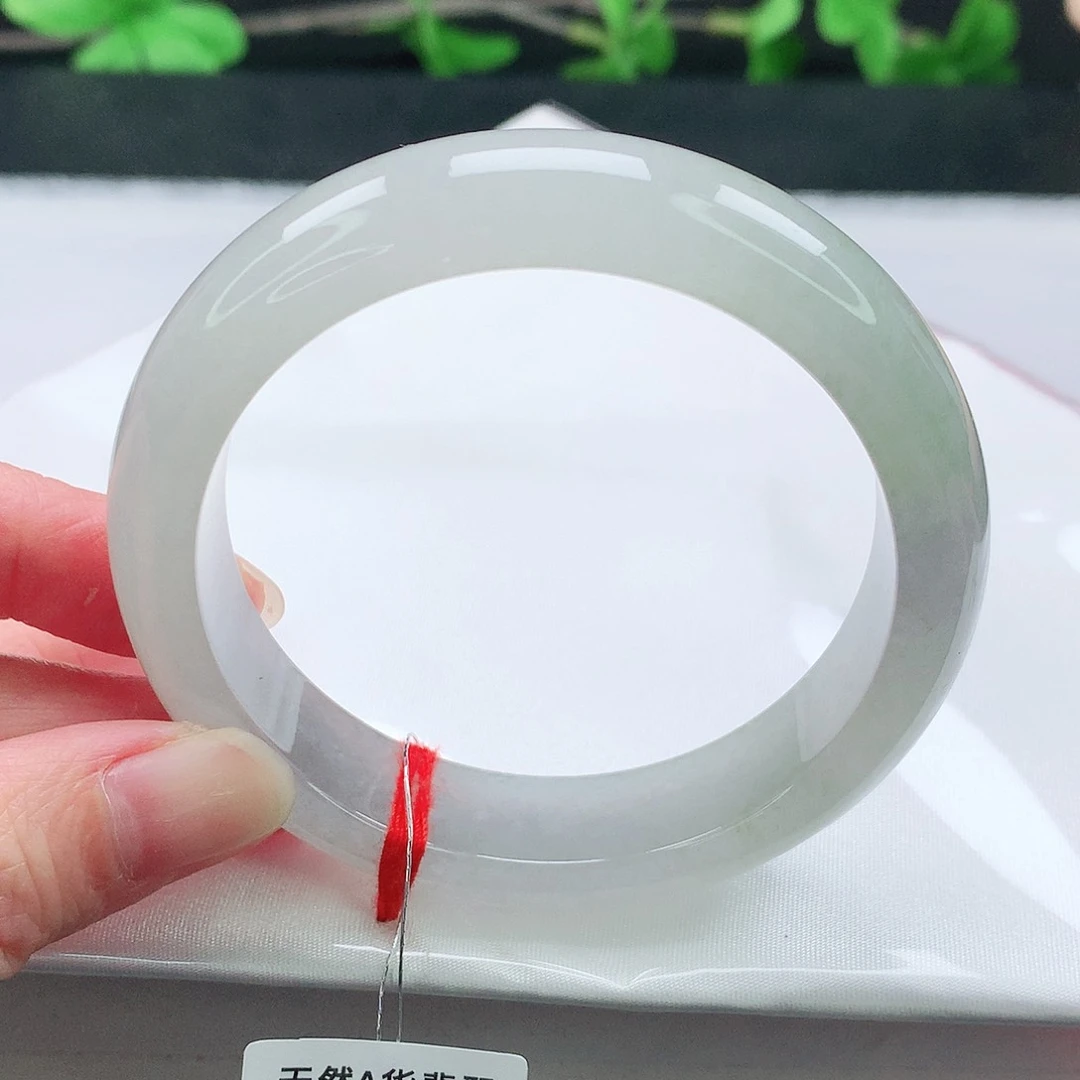 翡翠手镯未镶嵌56.5圈