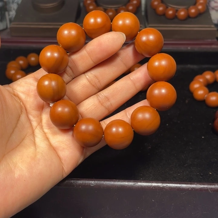 橄榄核吊坠1.9+铁核精品