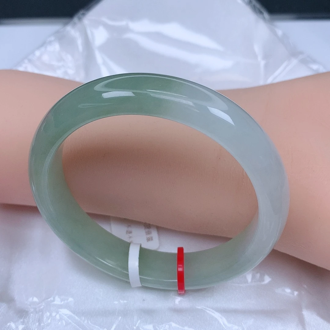 【闪购商品】未镶嵌手镯翡翠，56