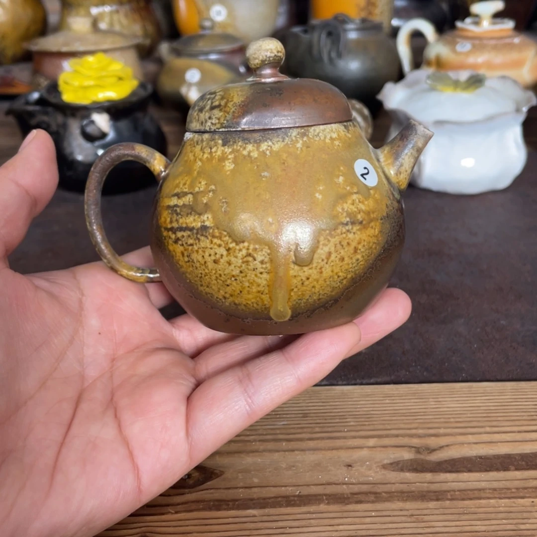 2陶泥。 柴烧。 150。