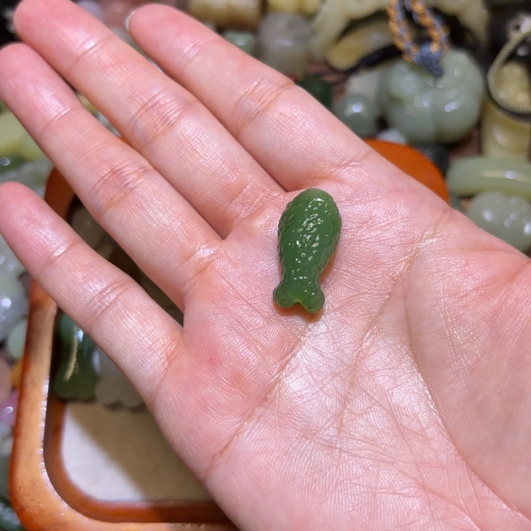 和田玉未镶嵌珠宝半成品?***?