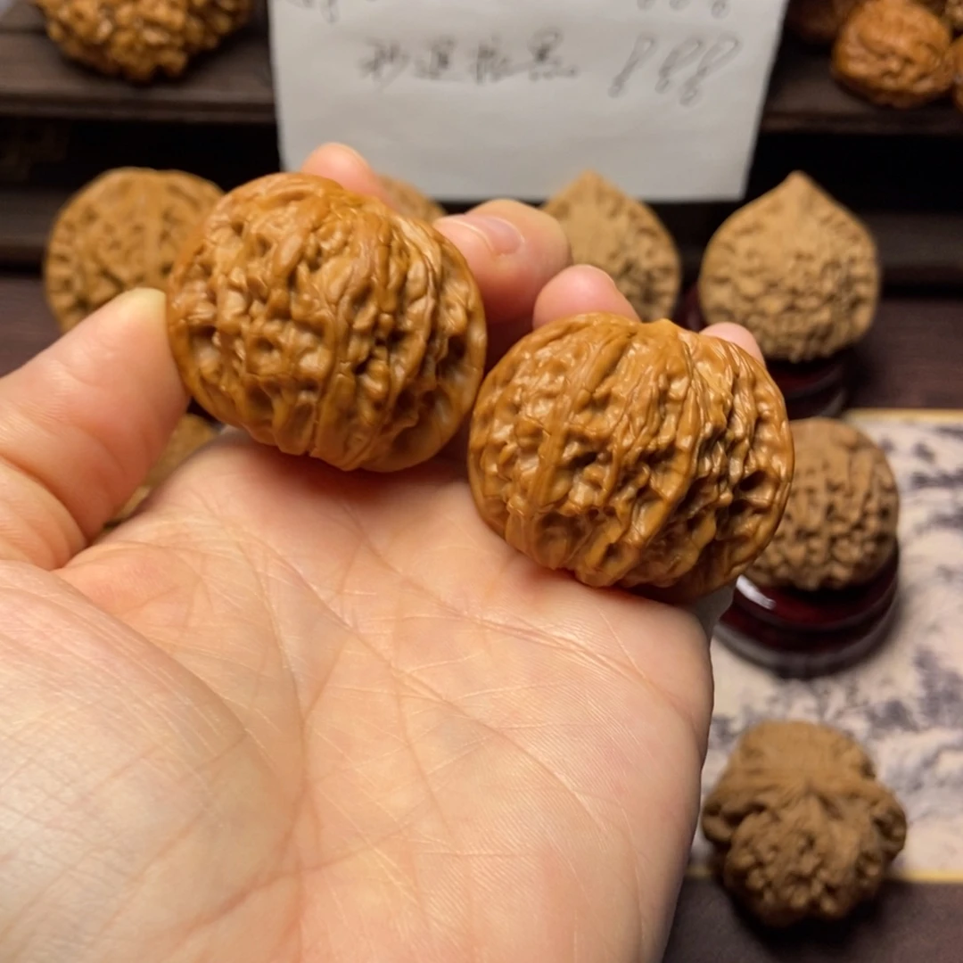 文玩核桃把件全品磨盘40