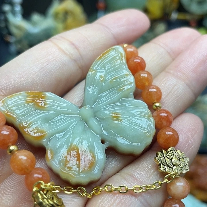 未镶嵌蛇纹石玉颈饰