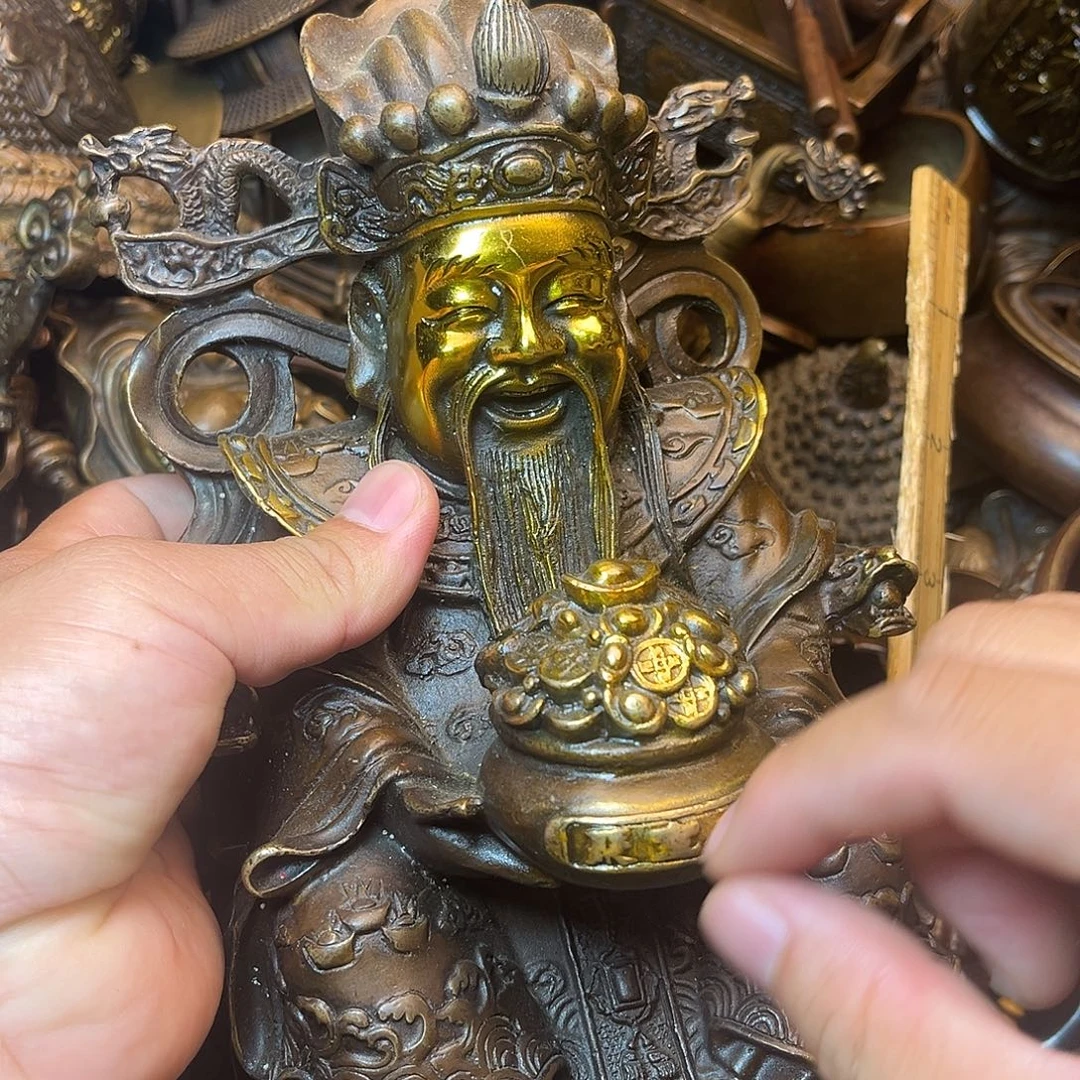 精美铜器工艺品等