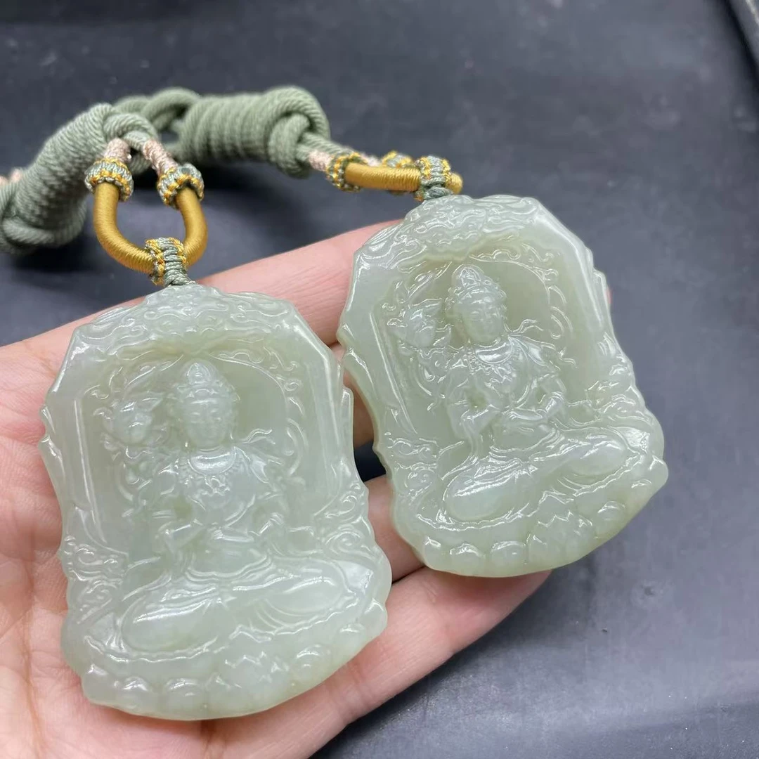 16-32905/Q31-和田玉观音吊坠方牌-多样性发其一