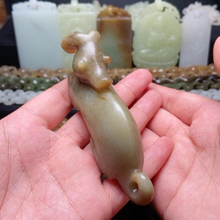 【闪购商品】和田玉未镶嵌颈饰大*宝