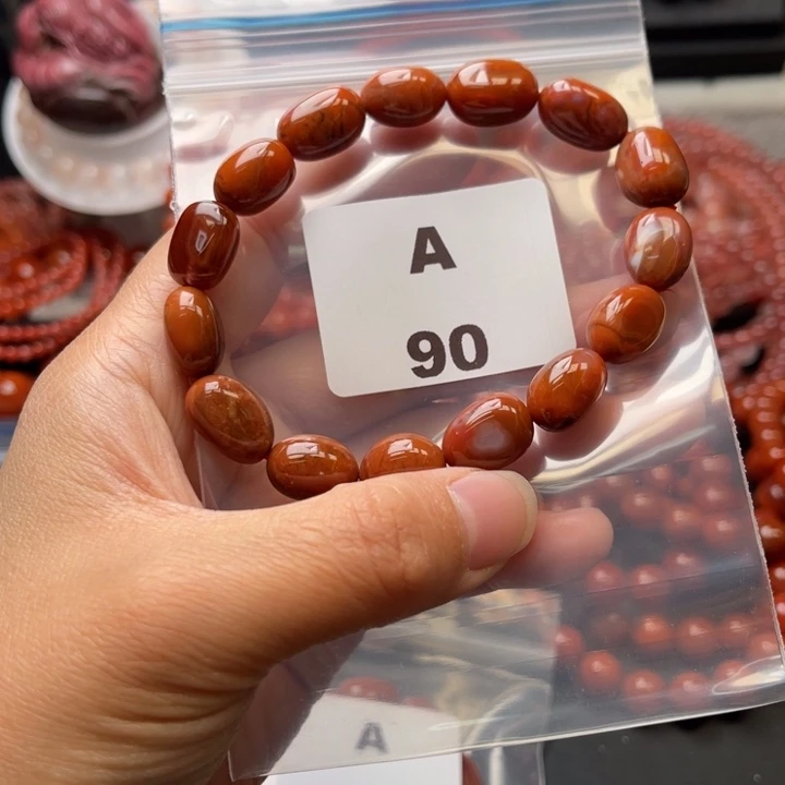 南红玛瑙未镶嵌多样性发货默认微瑕称重10mm