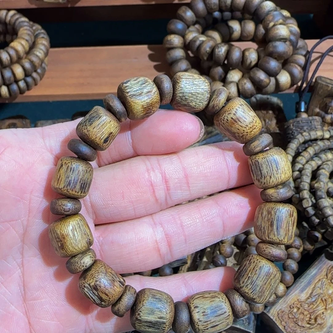 沉香手串白棋随形单圈1.3高货