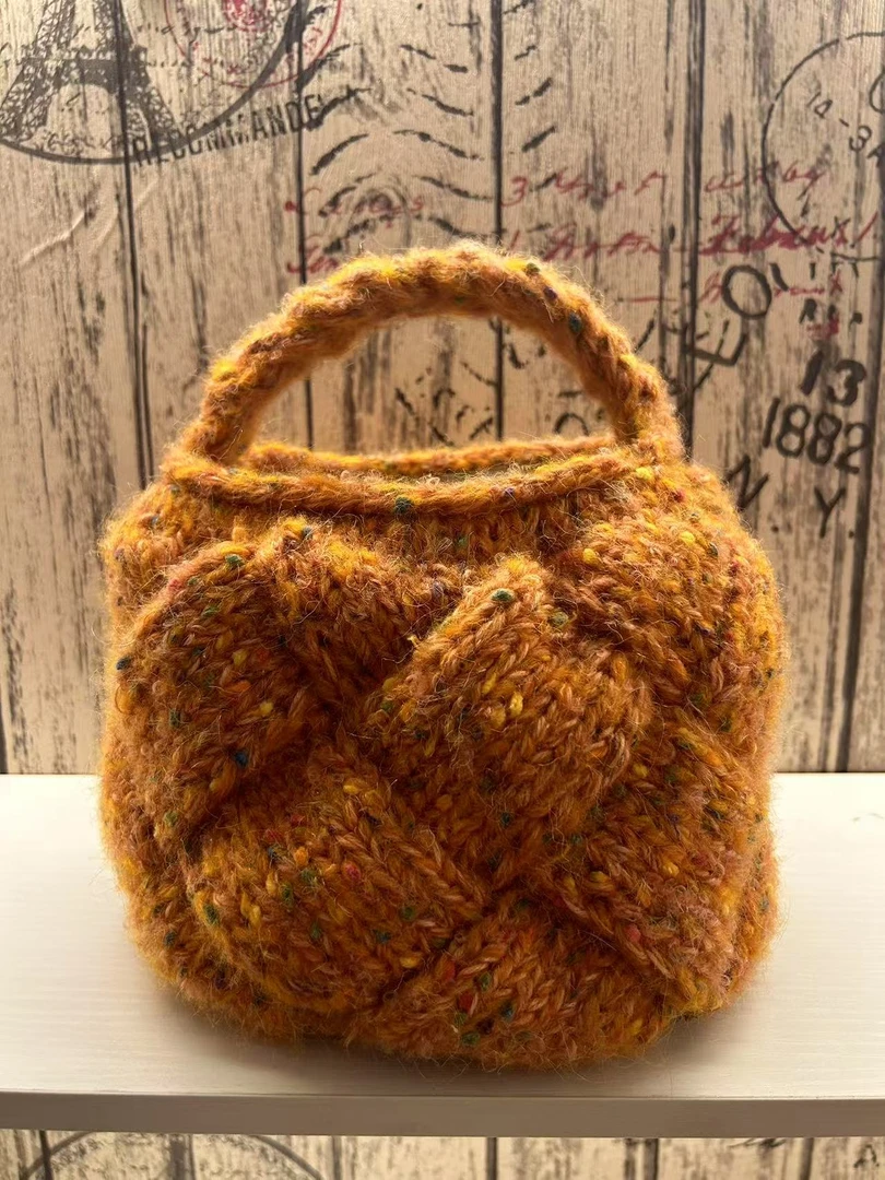 手工毛线钩织直播间选款接米5