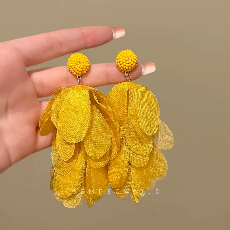 铜合金耳饰 海边度假氛围感黄色花朵耳环女流苏耳钉超仙夸张耳饰