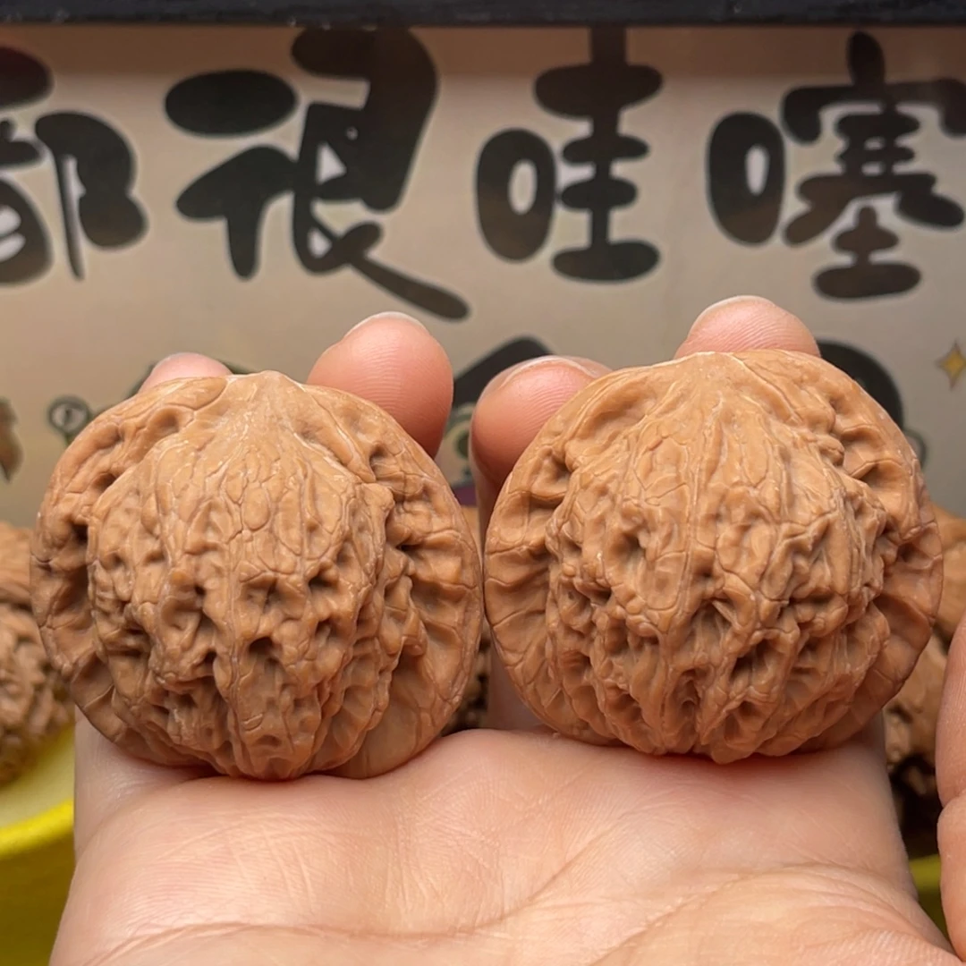 A***磊文玩核桃吊坠43金公子