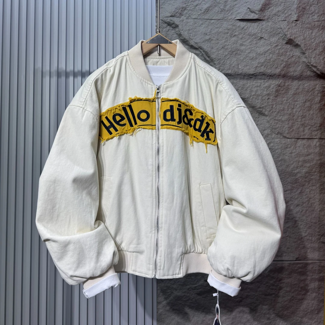 2025年韩版情侣嘻哈风秋冬新款短宽款潮流时尚贴布绣牛仔棉服外套