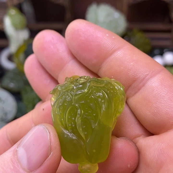 岫玉未镶嵌岫玉挂件