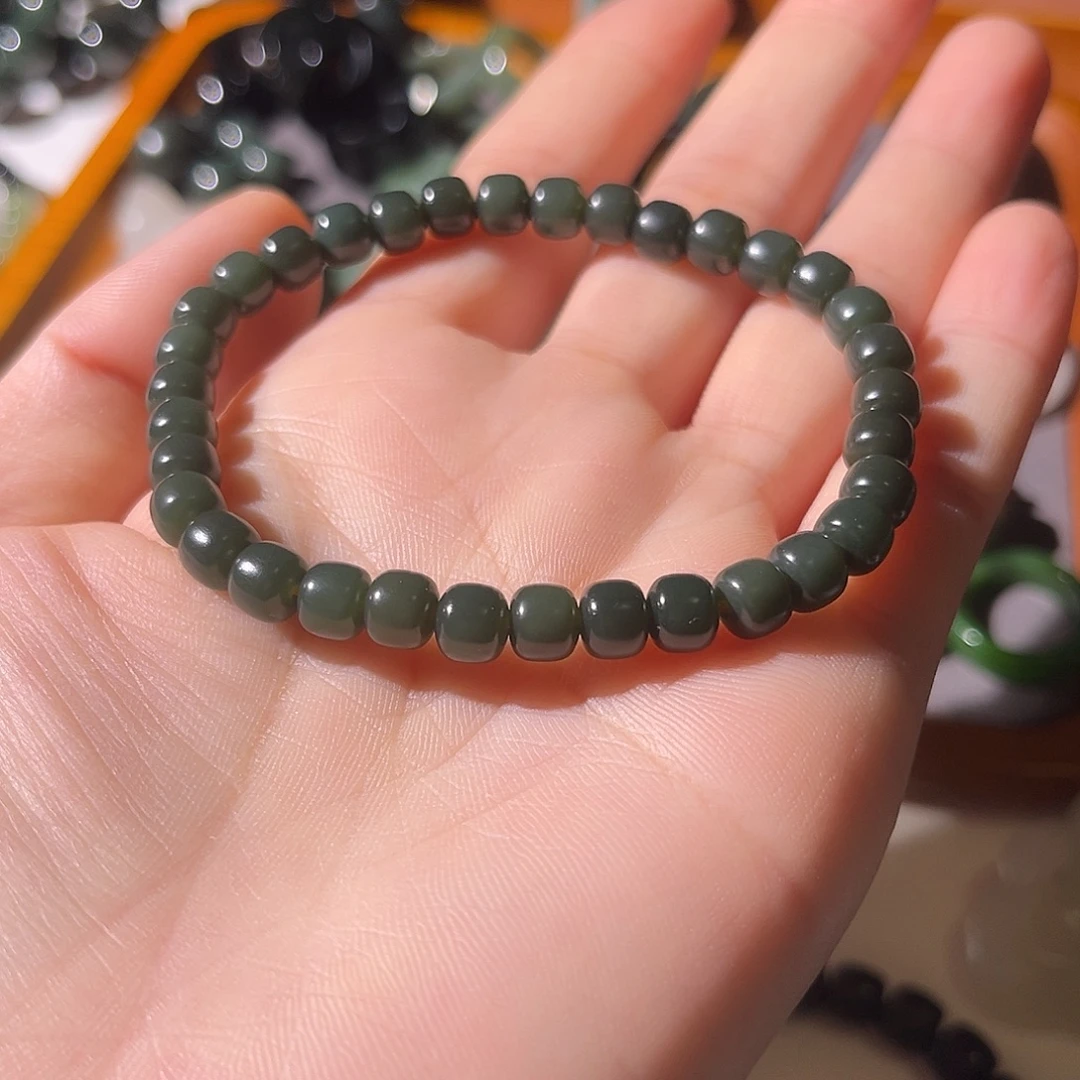 和田玉（青玉）未镶嵌手链