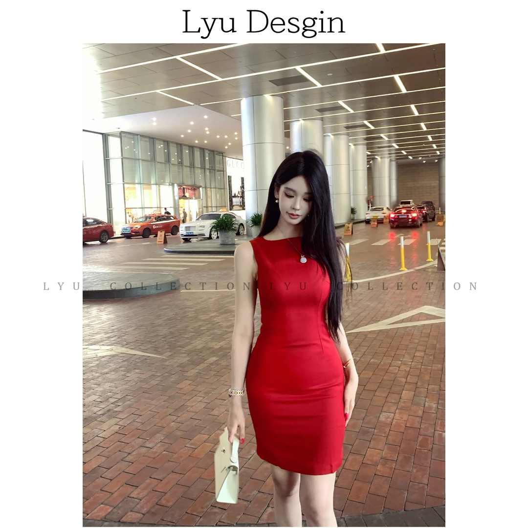 LYU【曼妙曲线】很显瘦的高级感斜纹西装连衣裙059