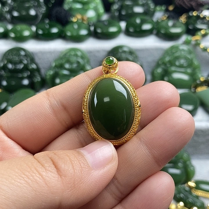 和田玉（碧玉）未镶嵌颈饰