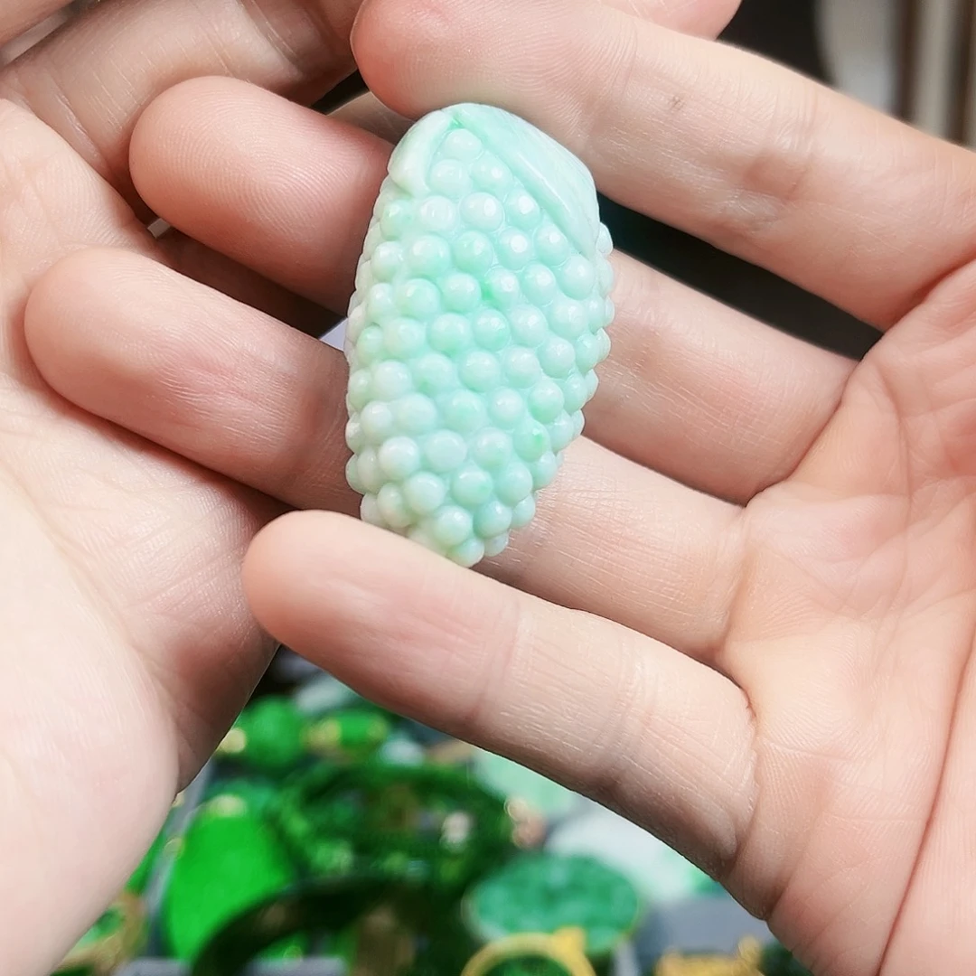 翡翠颈饰未镶嵌吊坠多样性发货