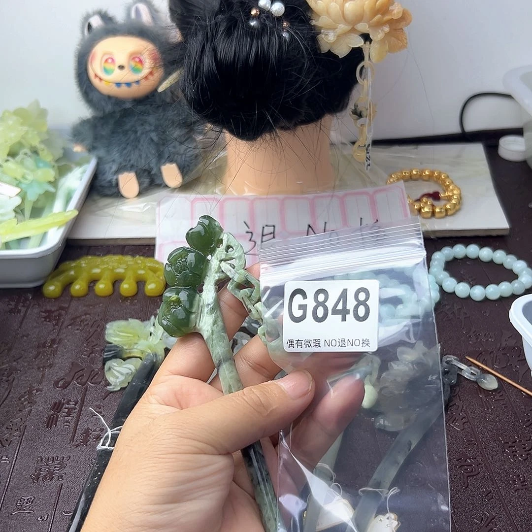 合金蛇纹石玉发饰小**?