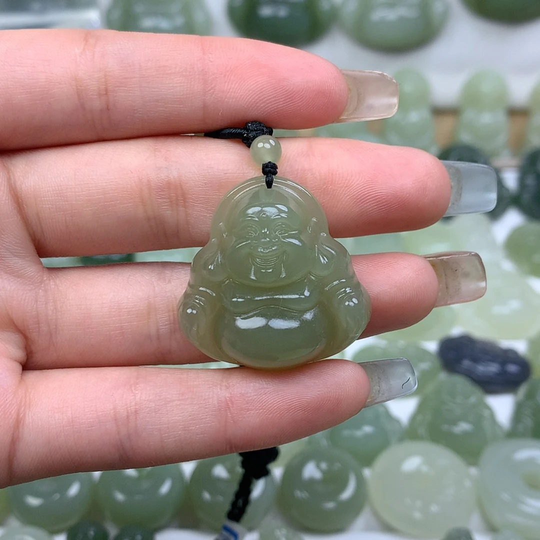 【闪购商品】颈饰未镶嵌和田玉