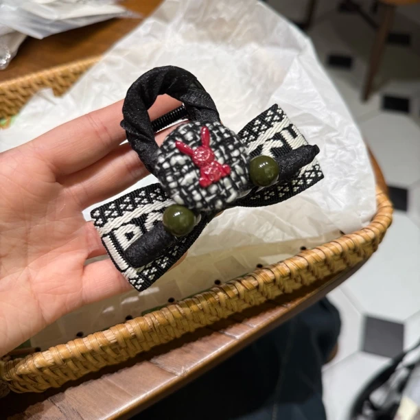 7635小香风双面抓夹