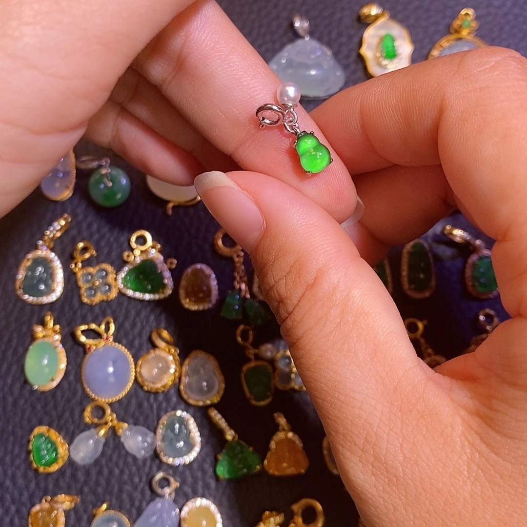 翡翠银S925镶嵌颈饰