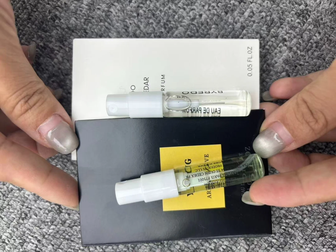 香水小样2ml随机发