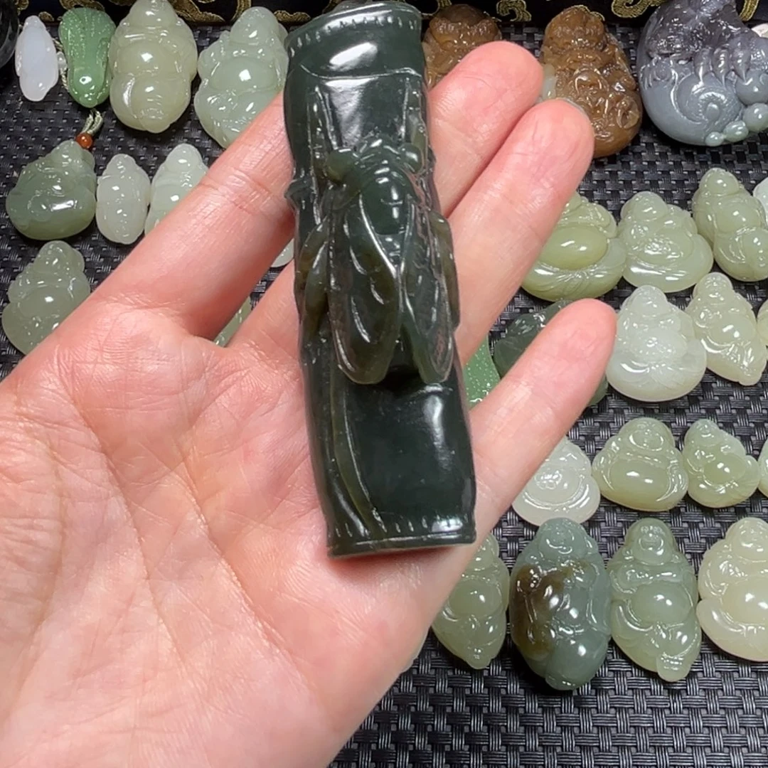 未镶嵌和田玉把件