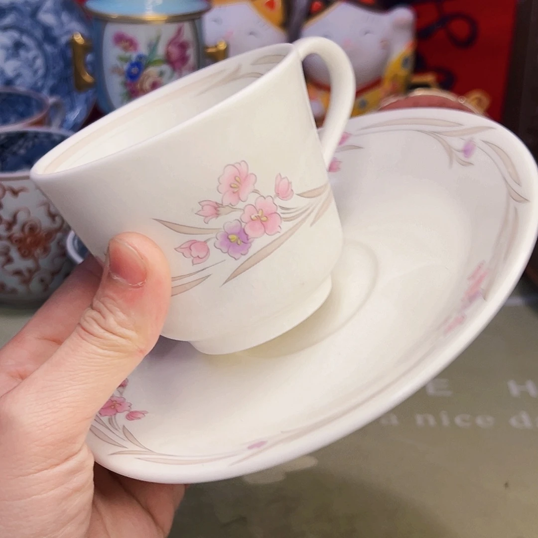 咖啡杯和茶杯是很配噢