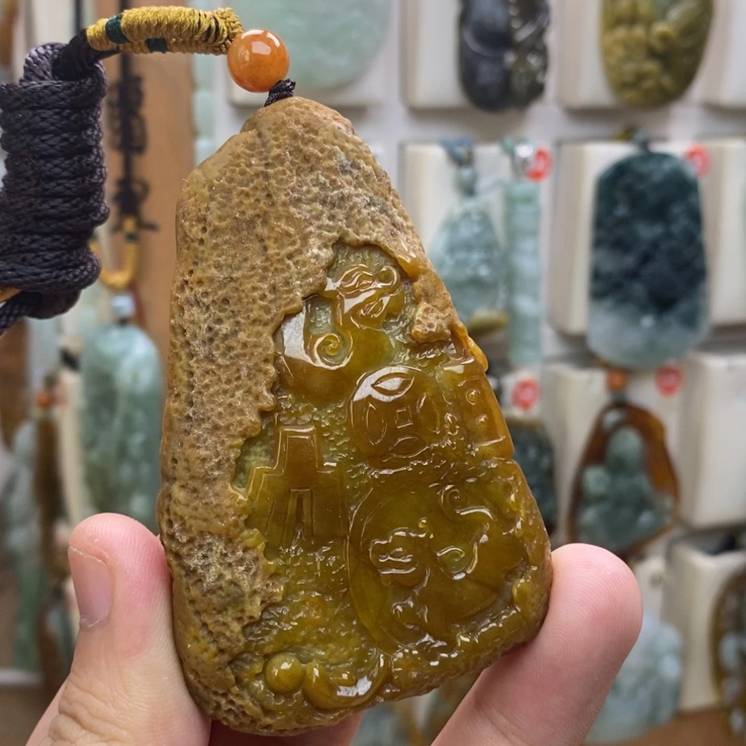 翡翠未镶嵌颈饰八破图