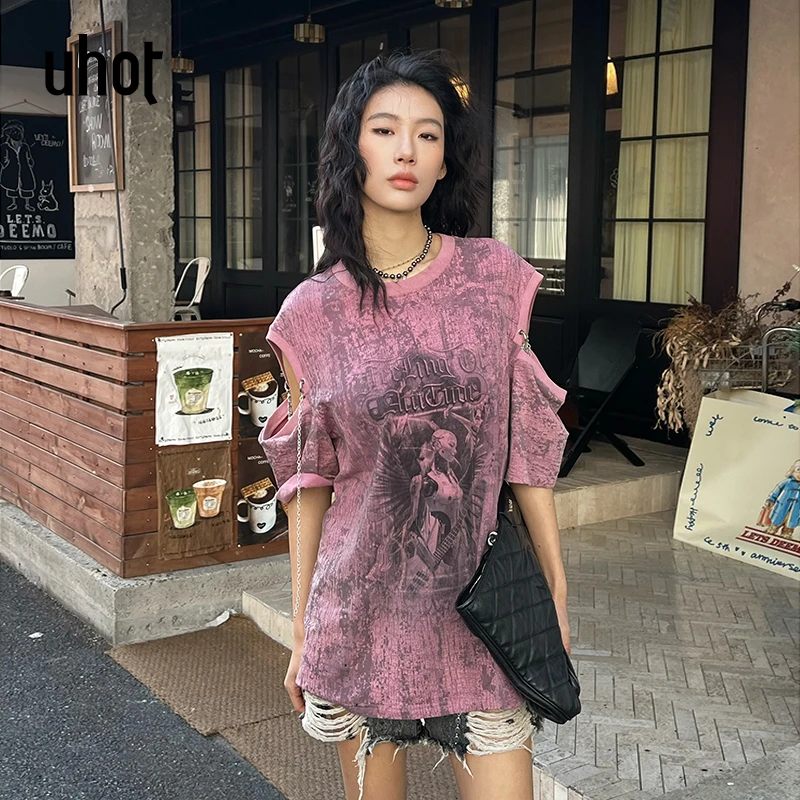 Auuuu/UHOT 粉色T恤 配：链条 UWWR3T386