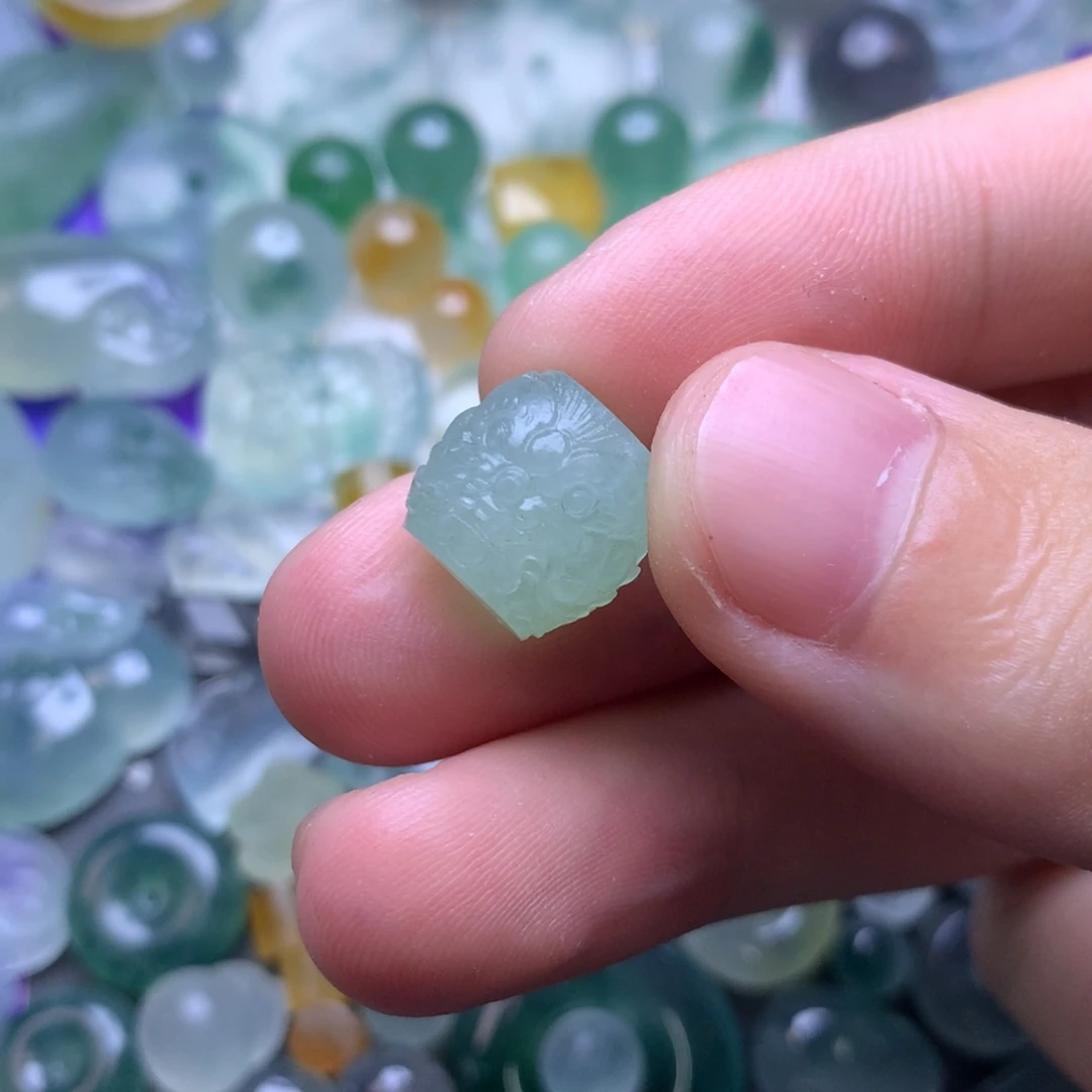 定制翡翠未镶嵌珠子