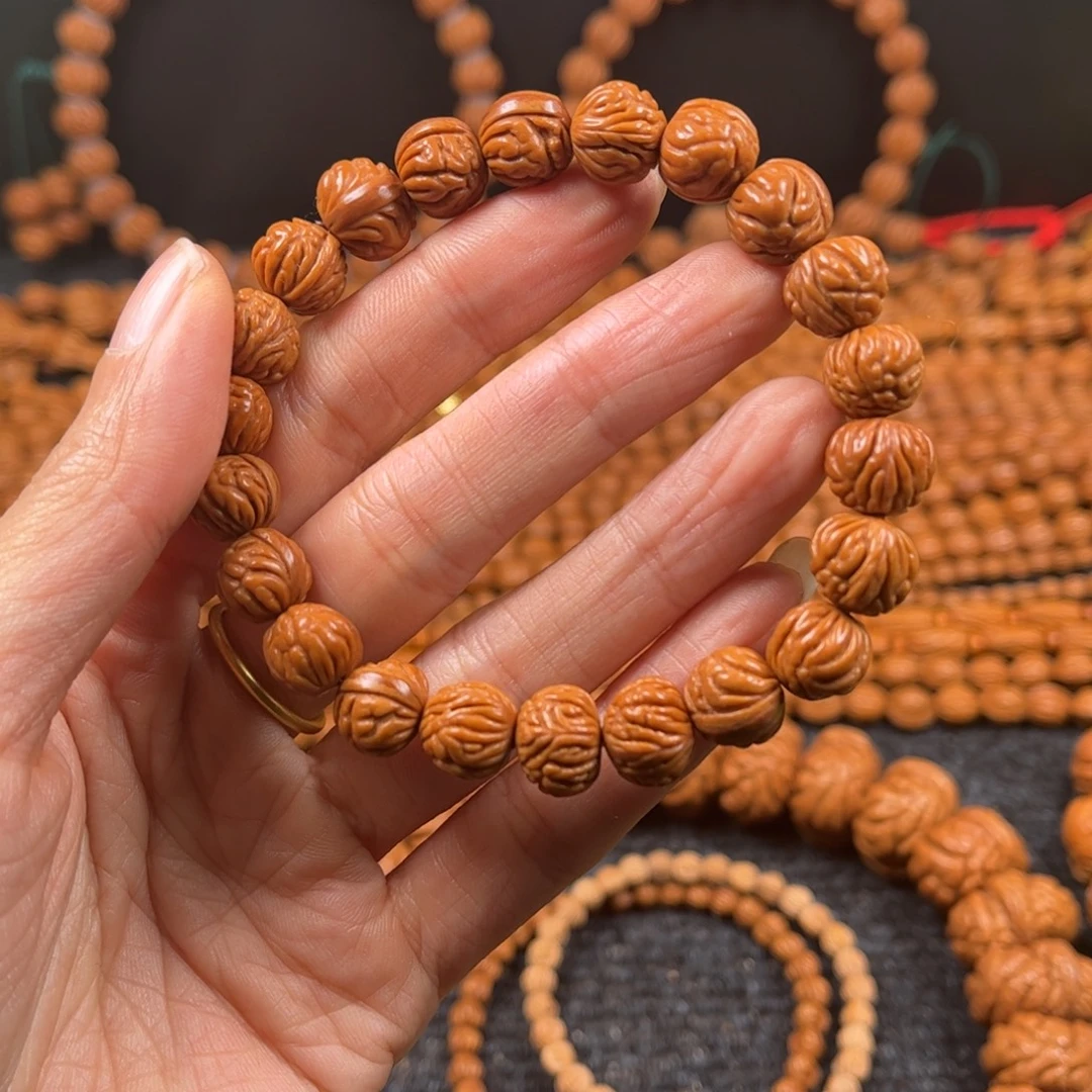 吴****手串桃核C9桃核手串