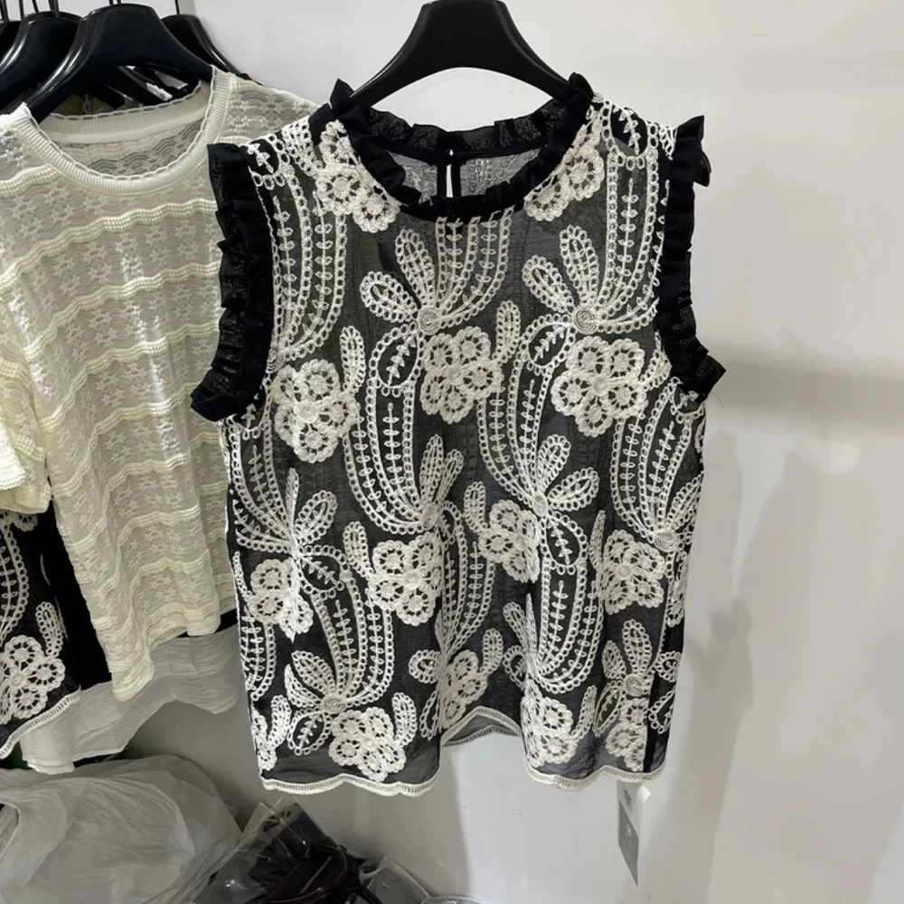 三七511#黑白蕾丝钩花马甲背心