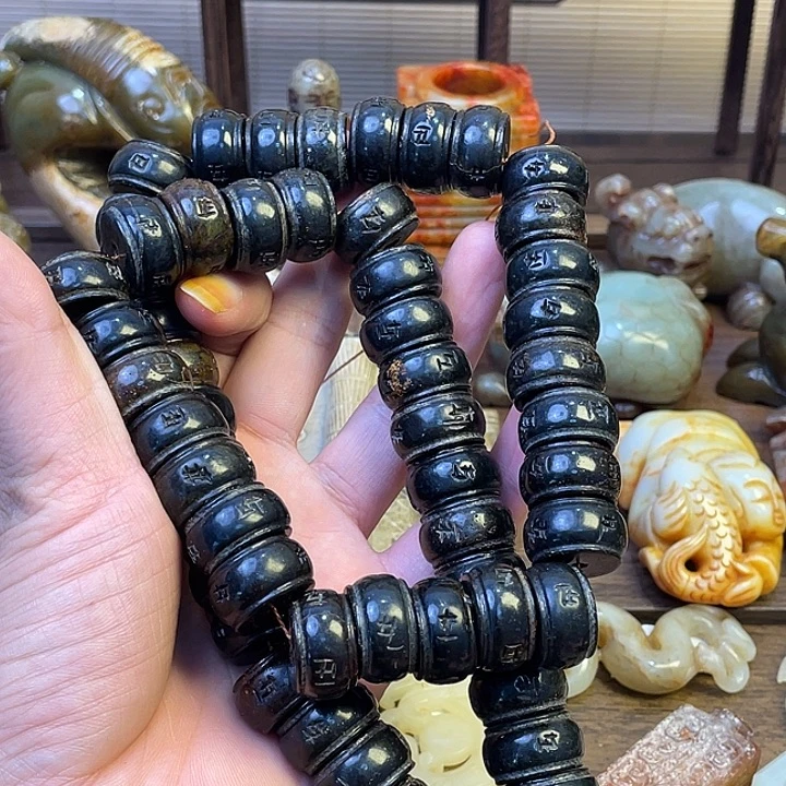 未镶嵌和田玉（糖玉）挂件
