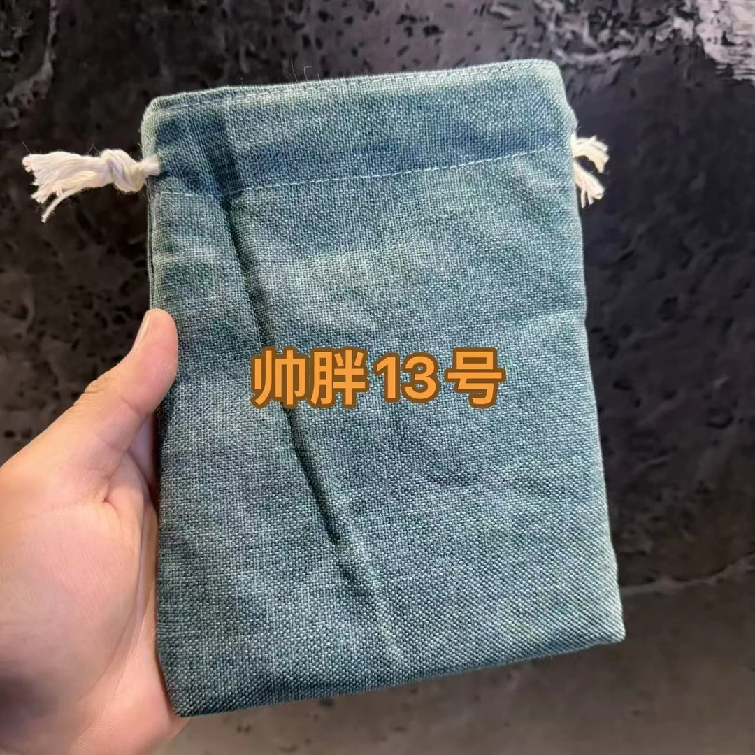 非金属玻璃吊坠 YS484 帅胖13号方形吊坠