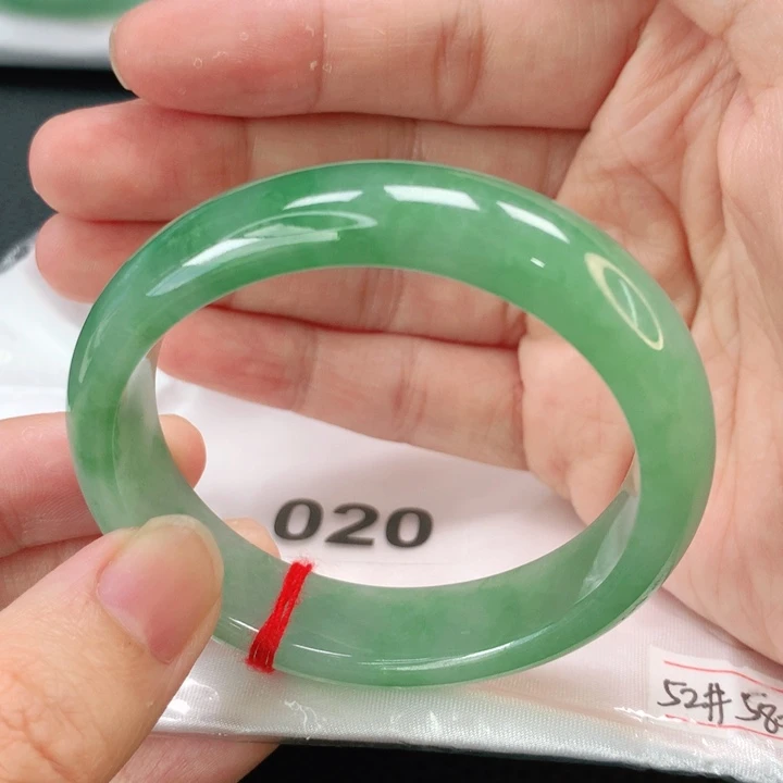 未镶嵌手镯翡翠缅甸55贵妃