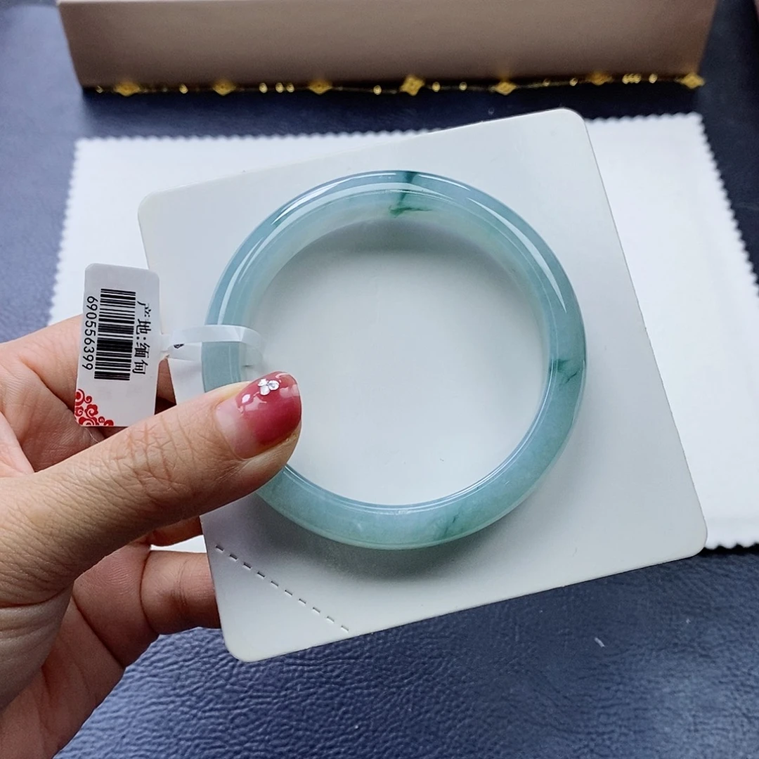 未镶嵌手镯翡翠57,5圈口