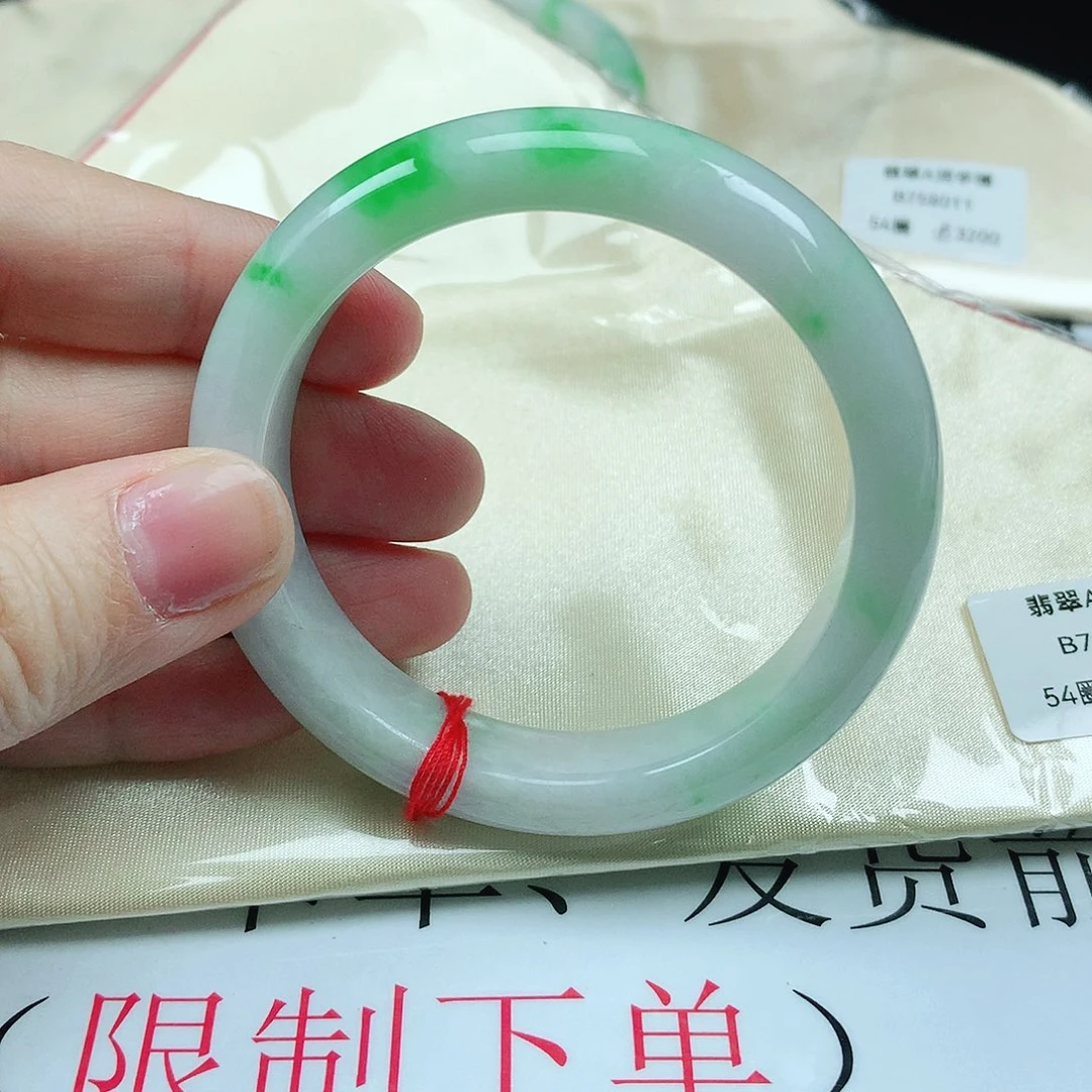 翡翠手镯未镶嵌803正