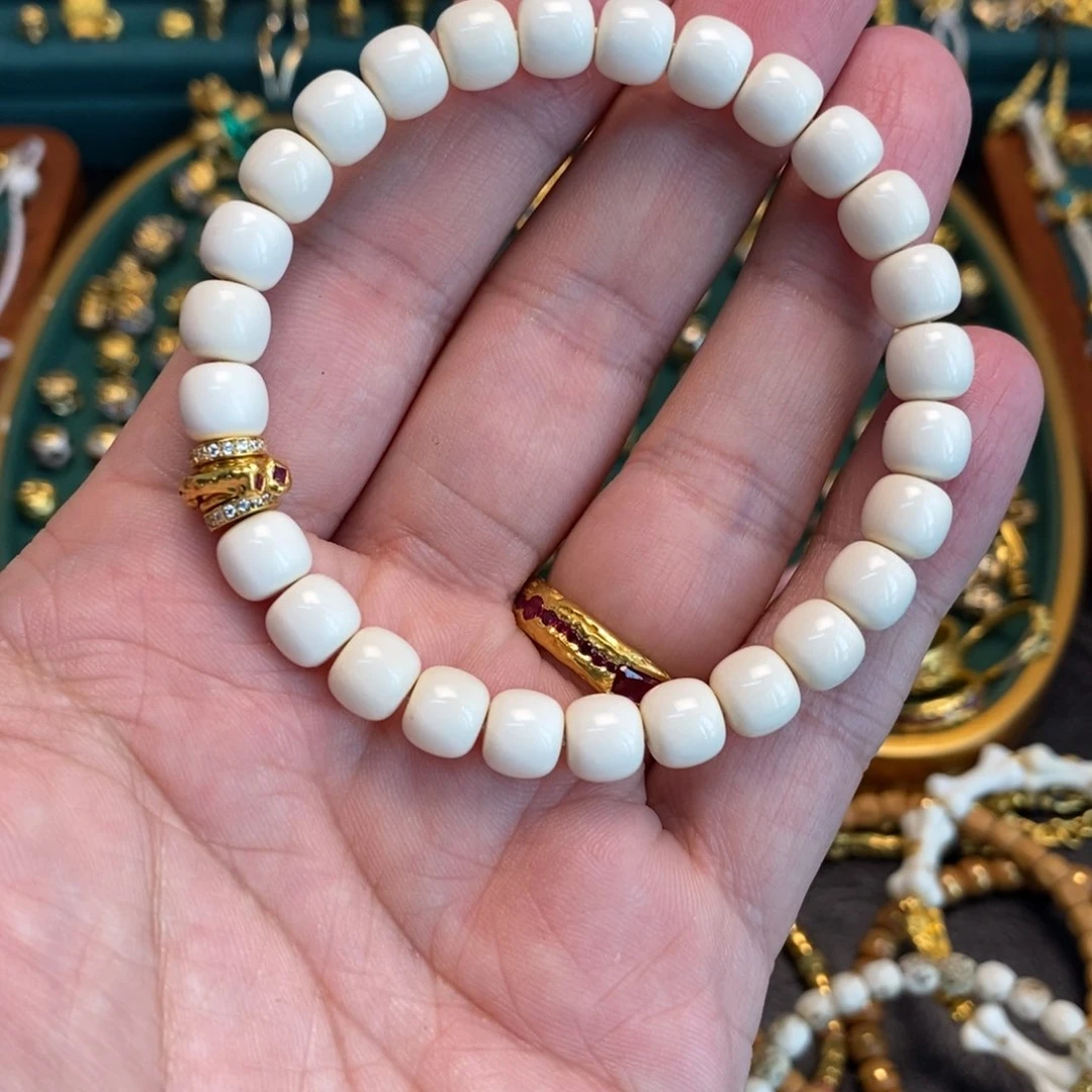 手链足金镶嵌合成（培育）蓝宝石