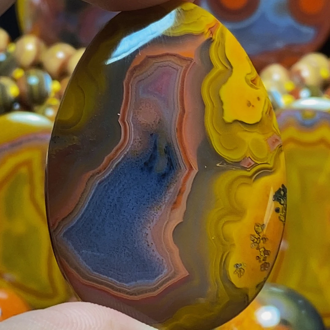 ～***䭃玛瑙/玉髓战国红玛瑙精品玉石未镶嵌