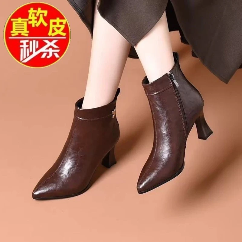 品牌真皮手抓纹尖头短靴女2025春秋时尚百搭女士加绒靴子高跟鞋女