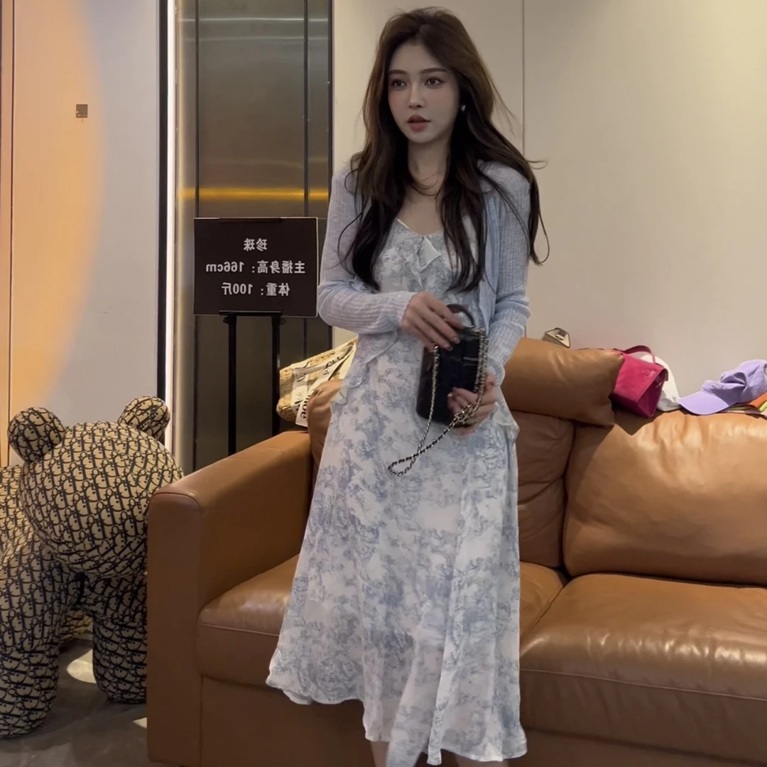 C28 云开雾散~吊带荷叶边连衣裙 C24008 时尚显瘦百搭设计感气质