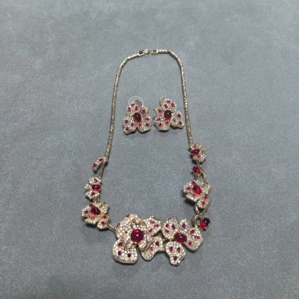 【经典永恒  光芒四射】套装 GDJ3558