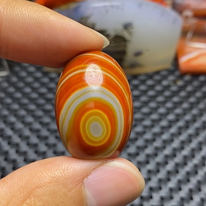 玛瑙/玉髓颈饰未镶嵌左*