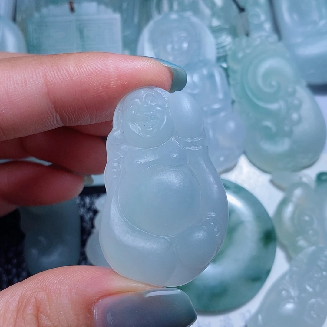 Q***R定制翡翠未镶嵌毛货付款后确认抛光