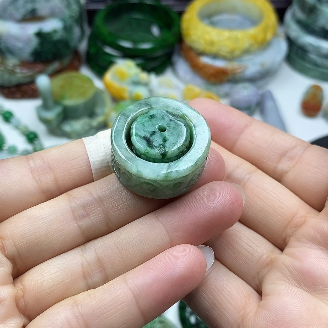 颈饰未镶嵌翡翠18.8圈口