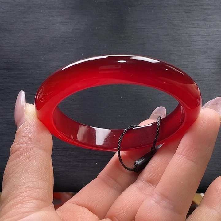 玛瑙/玉髓未镶嵌手镯56.8