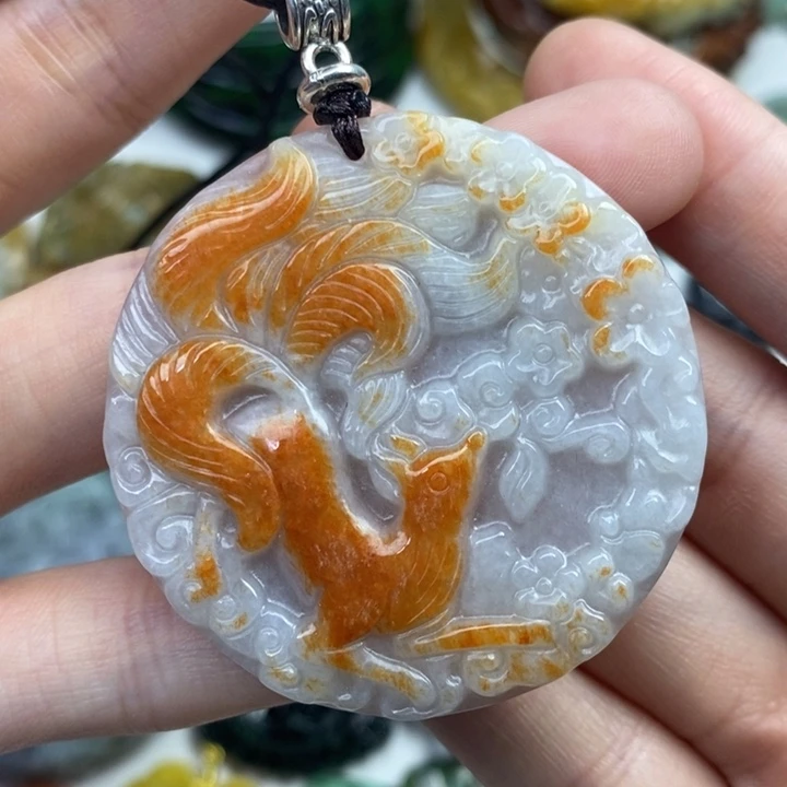 颈饰未镶嵌翡翠吊坠