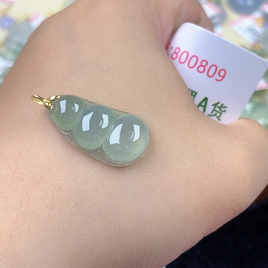 未镶嵌挂件翡翠天然